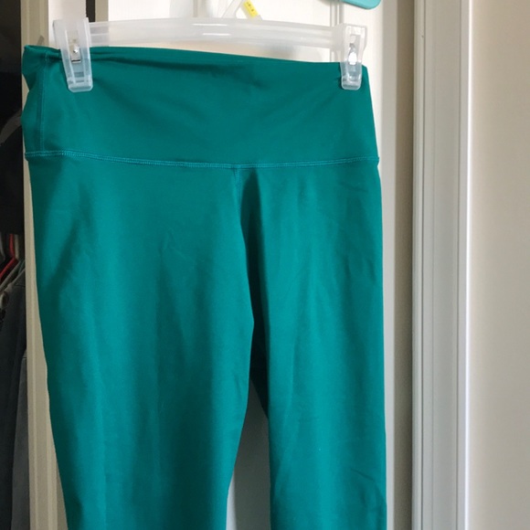 Fabletics superhold highwaisted leggings - Picture 2 of 4